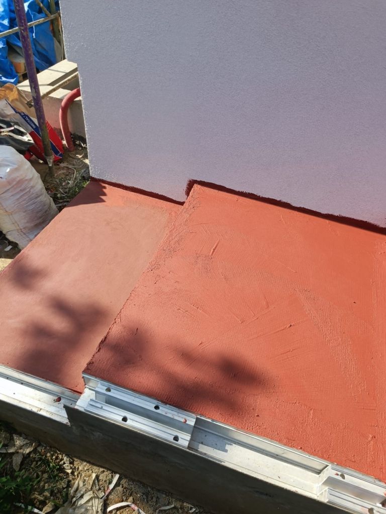 Proiect Sector 4 – hidroizolație terasă circulabilă cu covor de piatră naturală, fotografia 11