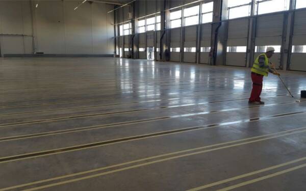 pardoseli epoxidice industriale