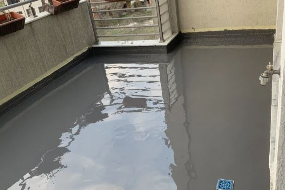 aplicare hidroizolatie fluida proiect balcon